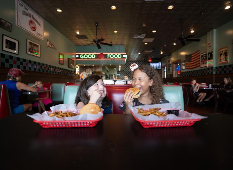 Kids and family at Dyer's Hamburgers  Photo 2