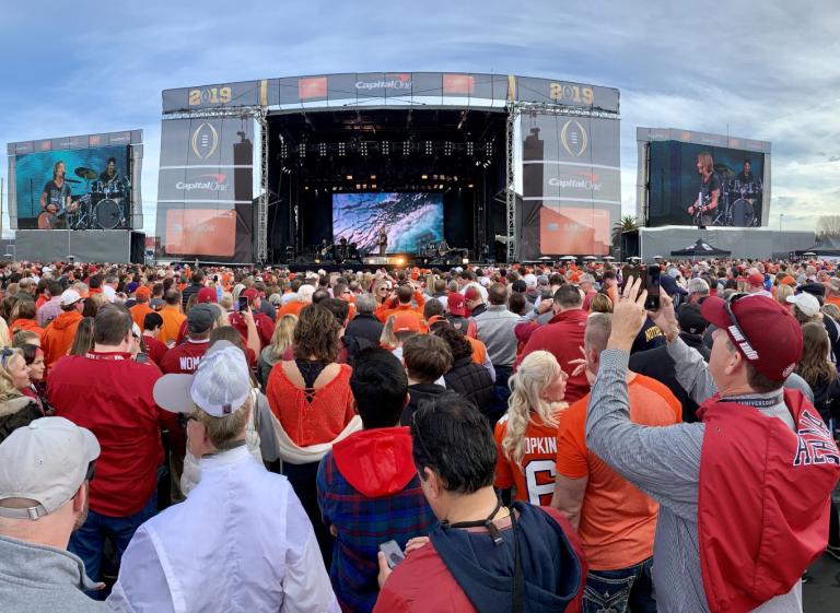 Keith Urban Show - 2019 Photo