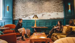 Arrive Hotel / Holly Whitfield