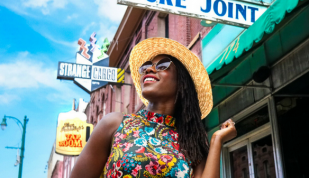 Beale Street Juke Joint / Oneika Traveller Beale Street Juke Joint / Oneika Traveller