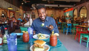 Sunrise Breakfast / Alex Shansky