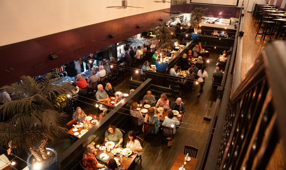 majestic grille dining room