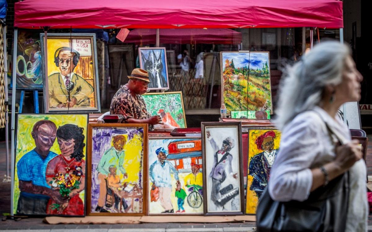 Local art for sale at Memphis Music and Heritage Festival at Center for Southern Folklore