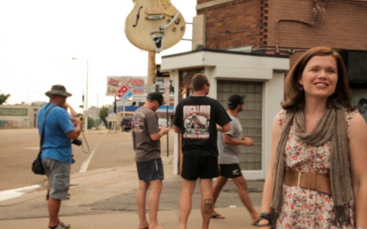 Sun Studio exterior with tourists