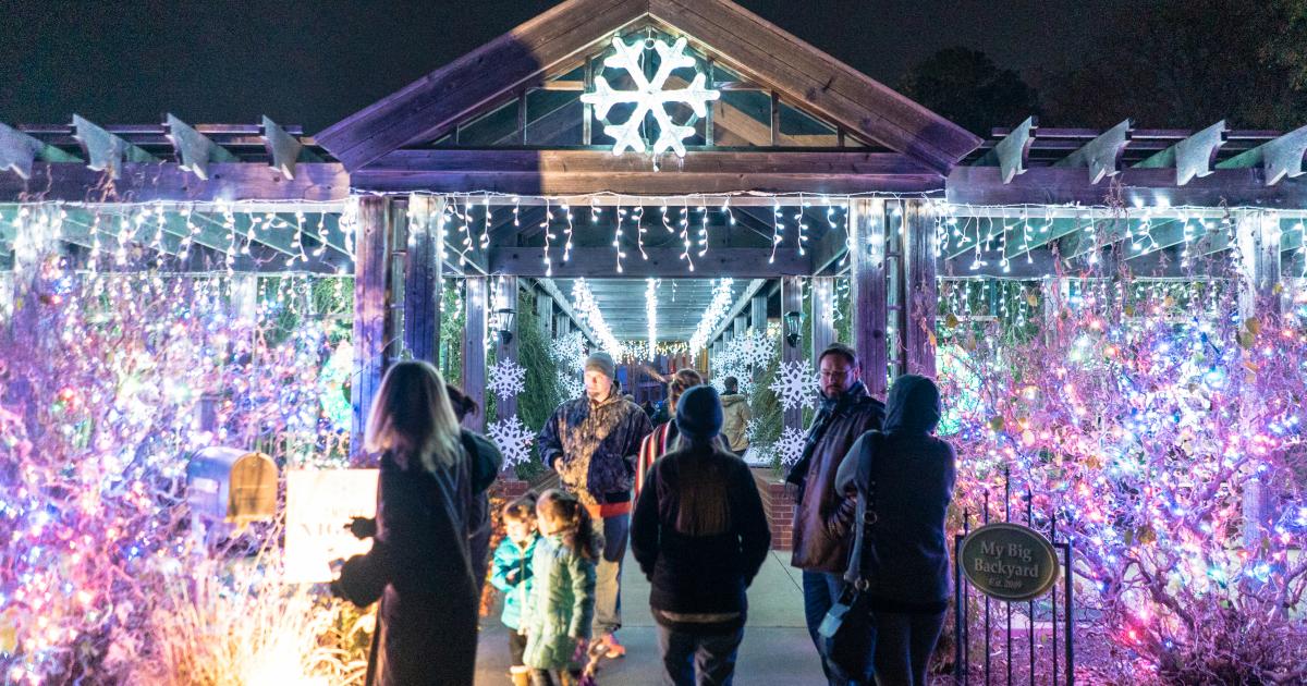 Southaven Ms Christmas Lights 2021 Holiday Wonders At The Garden 2021 Memphistravel Com