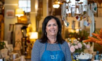Shopping on the Collierville Town Square outside of Memphis | Craig Thompson