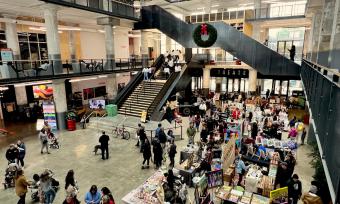 Crosstown Shopping Market Holiday